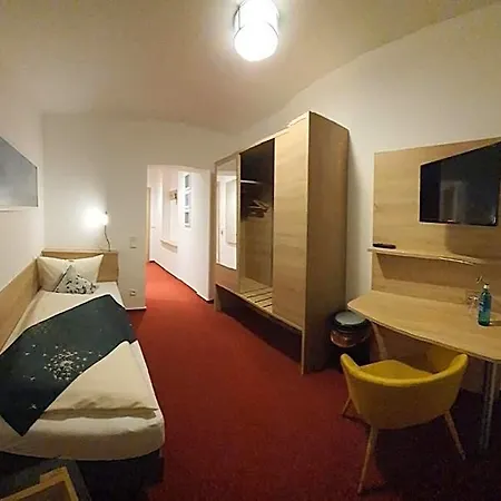 Bike & Hike Hotel